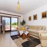 By The Sea Okrug Gornji, Ciovo - 6078 Apartment Trogir