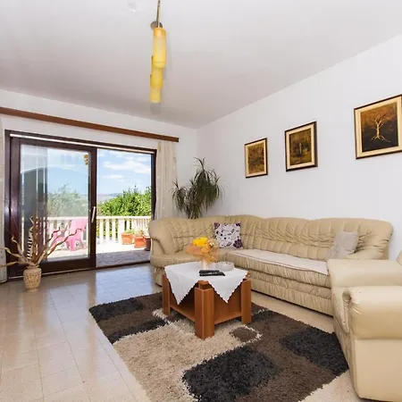 By The Sea Okrug Gornji, Ciovo - 6078 Апартаменти Трогір